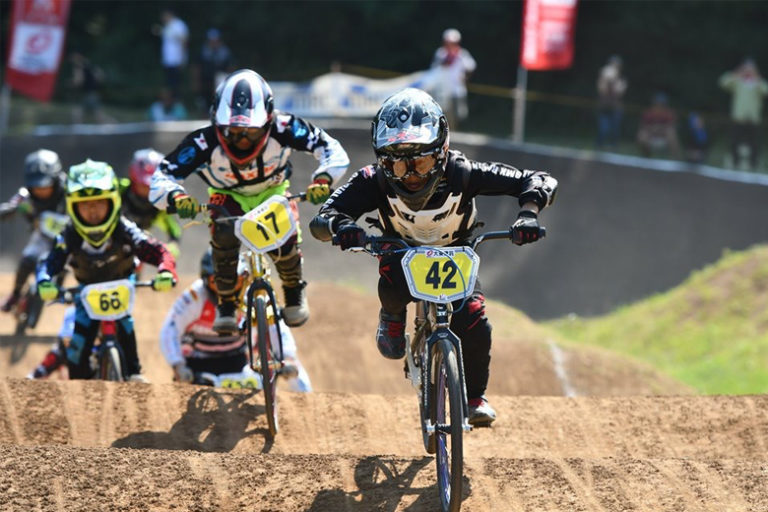 bmx 自転車 レース